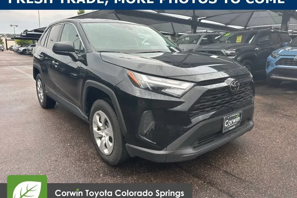2024 Toyota RAV4 LE photo 1