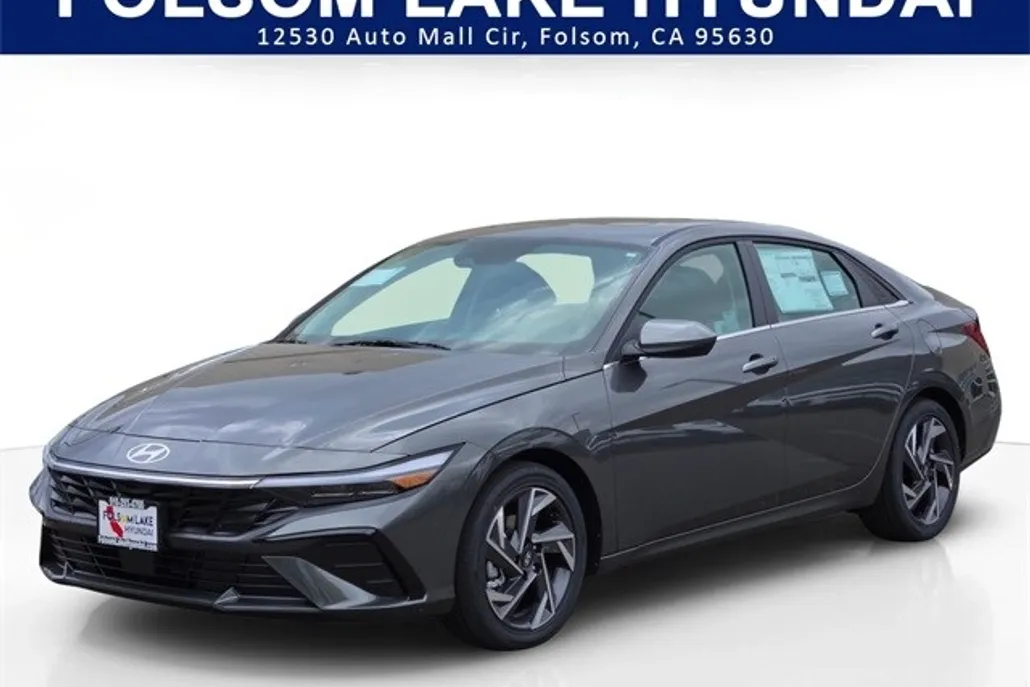 2025 Hyundai Elantra SEL Convenience photo 1