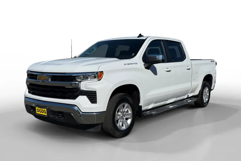 2024 Chevrolet Silverado 1500 LT photo 1