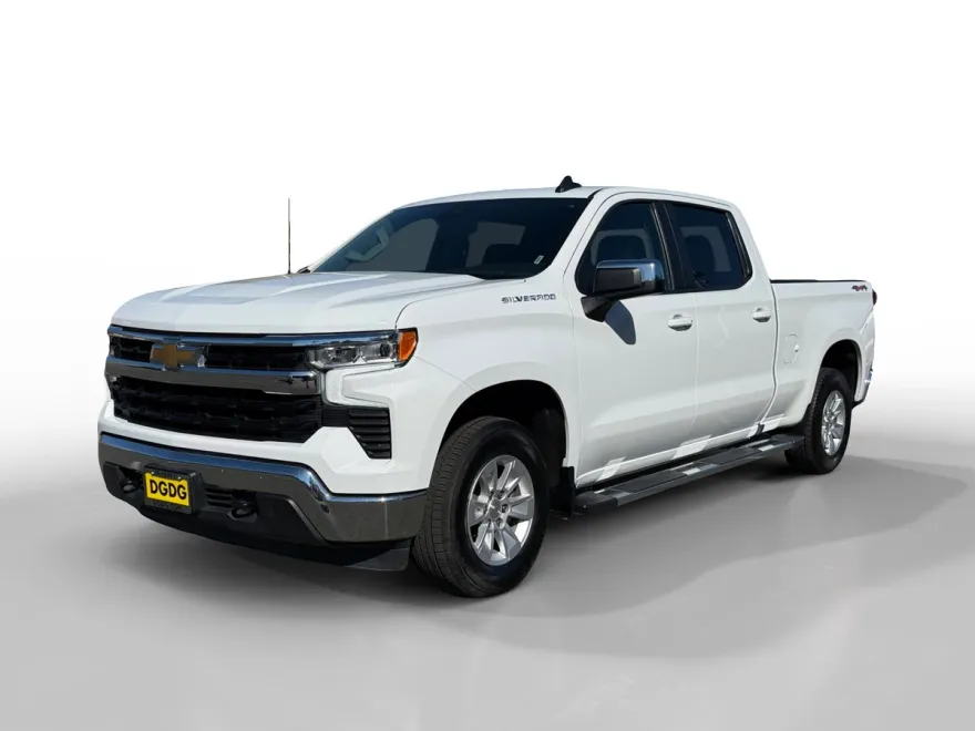 2024 Chevrolet Silverado 1500 LT photo 1