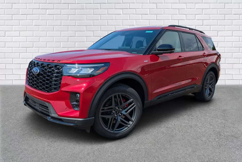 2025 Ford Explorer ST-Line photo 1