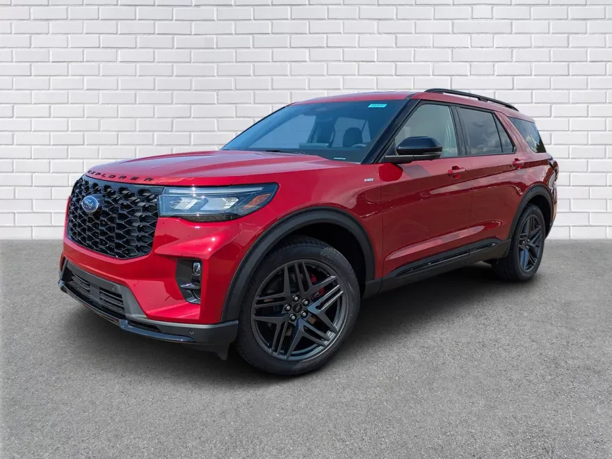 2025 Ford Explorer ST-Line photo 1