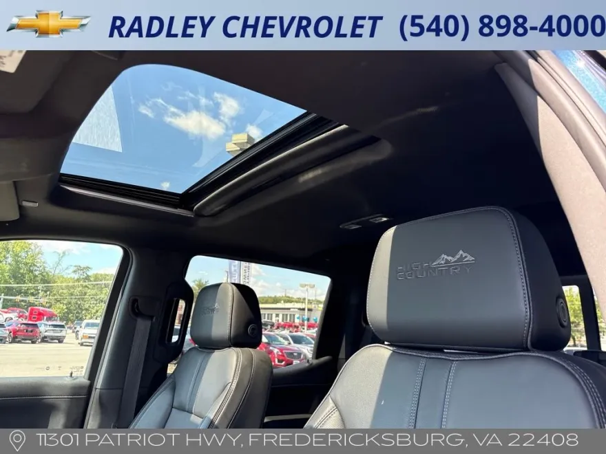 2020 Chevrolet Silverado 1500 High Country photo 2