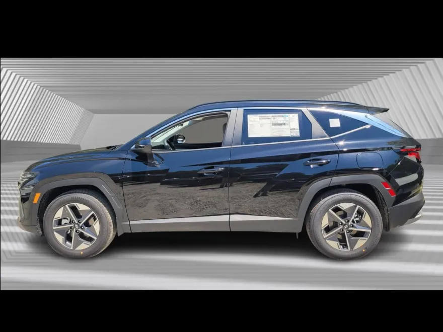 2026 Hyundai Tucson SEL photo 1
