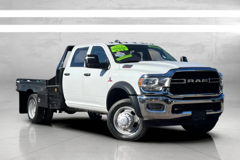 2024 Ram 4500 Tradesman photo 1