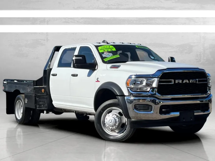 2024 Ram 4500 Tradesman photo 1
