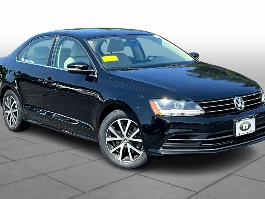 2017 Volkswagen Jetta 1.4T SE photo 1