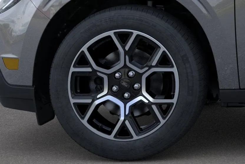 2025 Ford Maverick Lariat photo 1