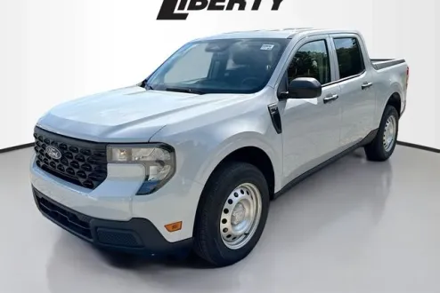 2025 Ford Maverick XL photo 2