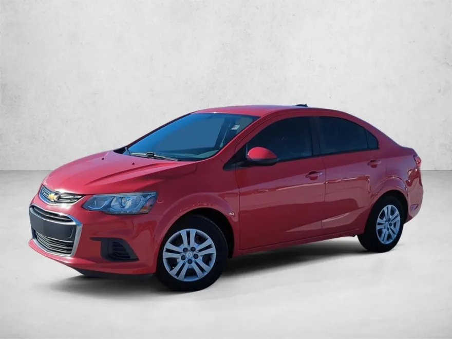 2018 Chevrolet Sonic LS photo 1