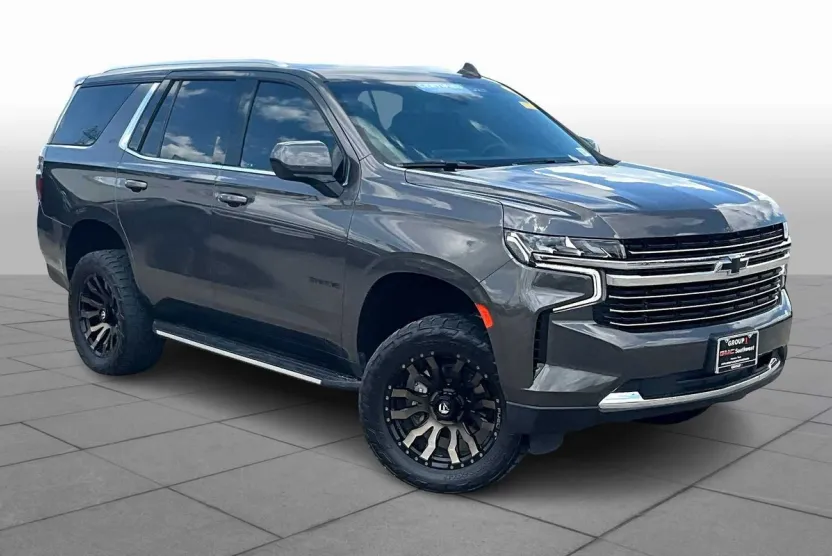 2021 Chevrolet Tahoe LT photo 1