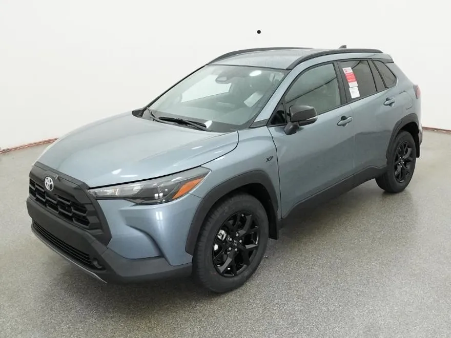 2026 Toyota Corolla Cross LE photo 1