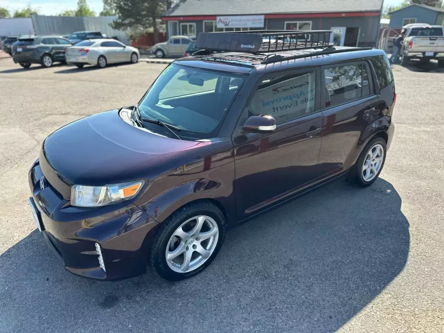 2015 Scion xB Base photo 7
