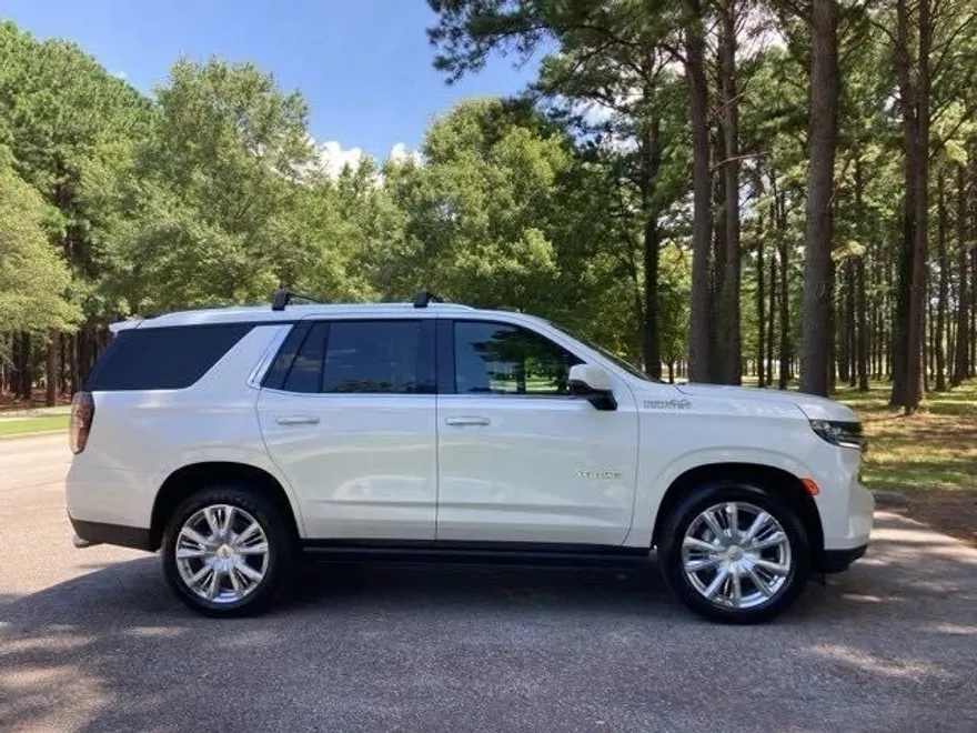 2023 Chevrolet Tahoe High Country photo 1