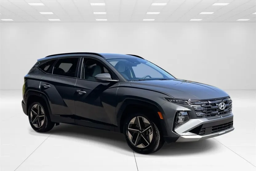 2025 Hyundai Tucson SEL photo 1