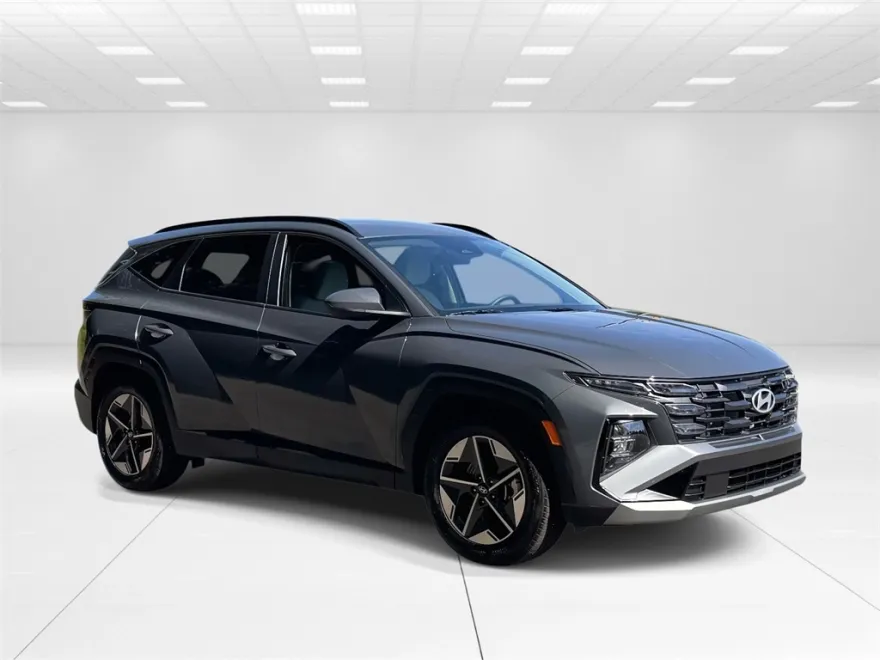 2025 Hyundai Tucson SEL photo 1