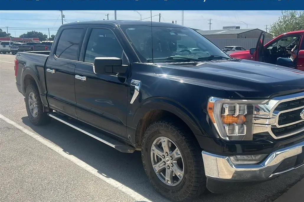 2023 Ford F-150 XLT photo 1