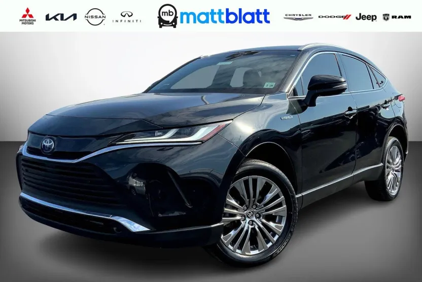 2021 Toyota Venza XLE photo 1