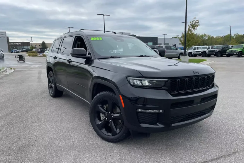 2022 Jeep Grand Cherokee Limited photo 1