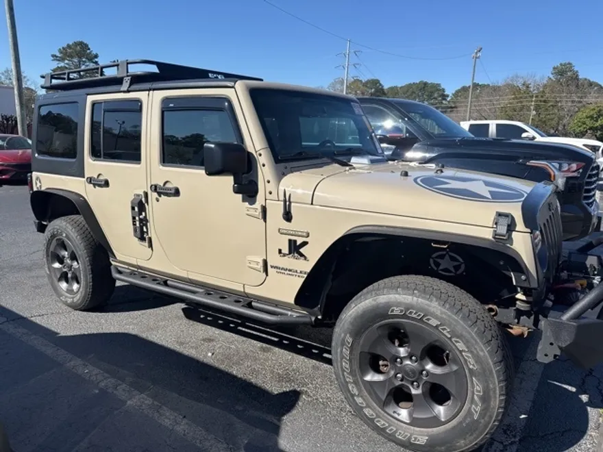 2017 Jeep Wrangler Unlimited Freedom photo 1
