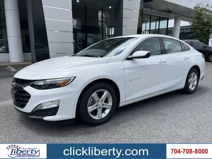 2023 Chevrolet Malibu LS photo 1