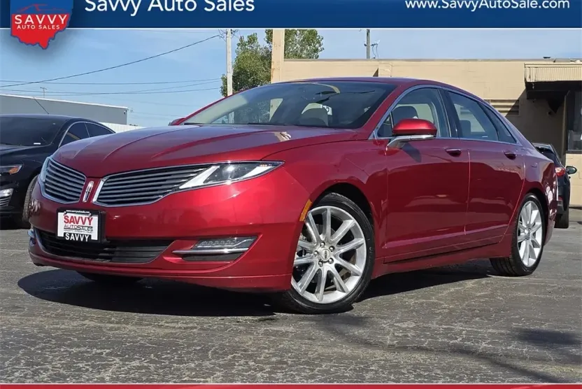 2016 Lincoln MKZ Base photo 1