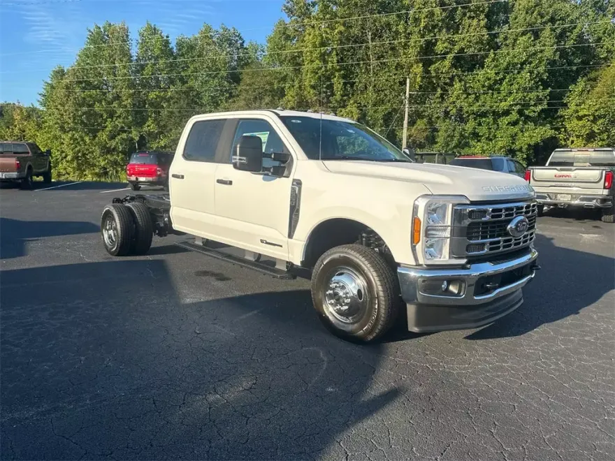2026 Ford F-350 photo 1