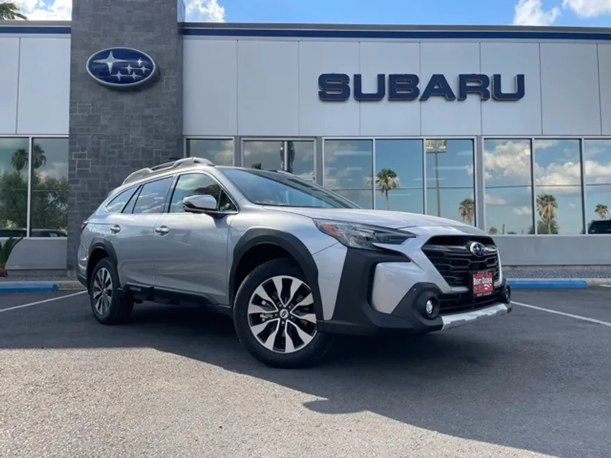 2025 Subaru Outback Touring XT photo 1