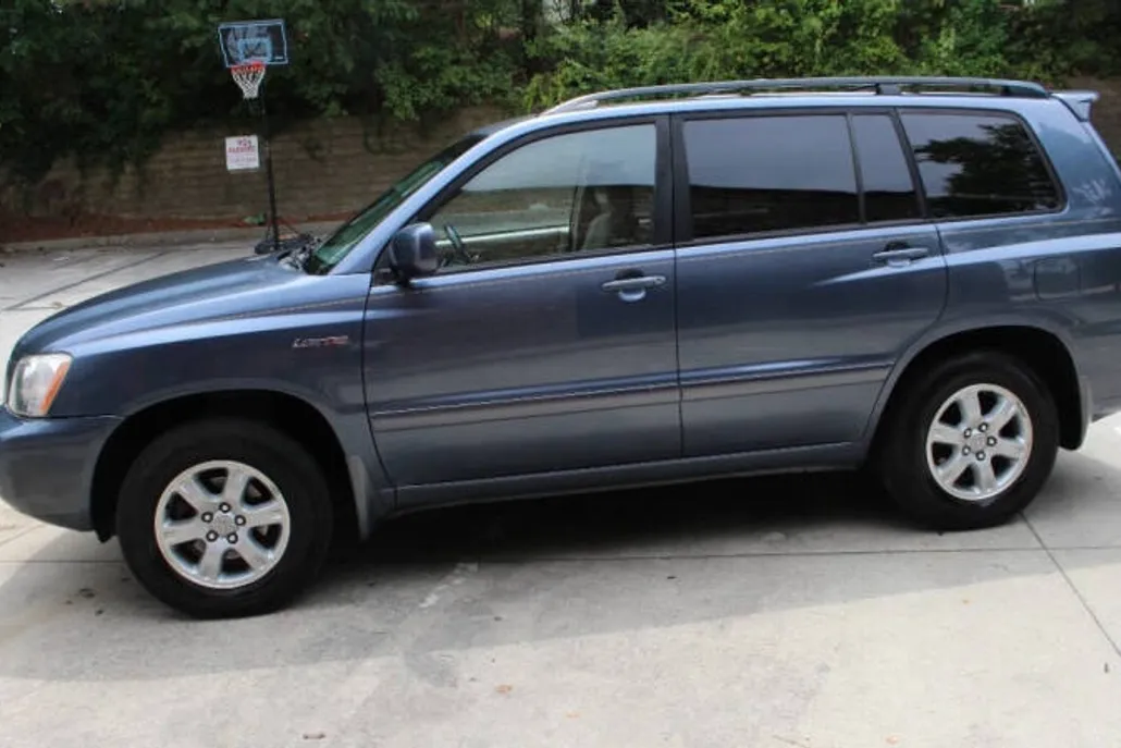 2001 Toyota Highlander photo 1
