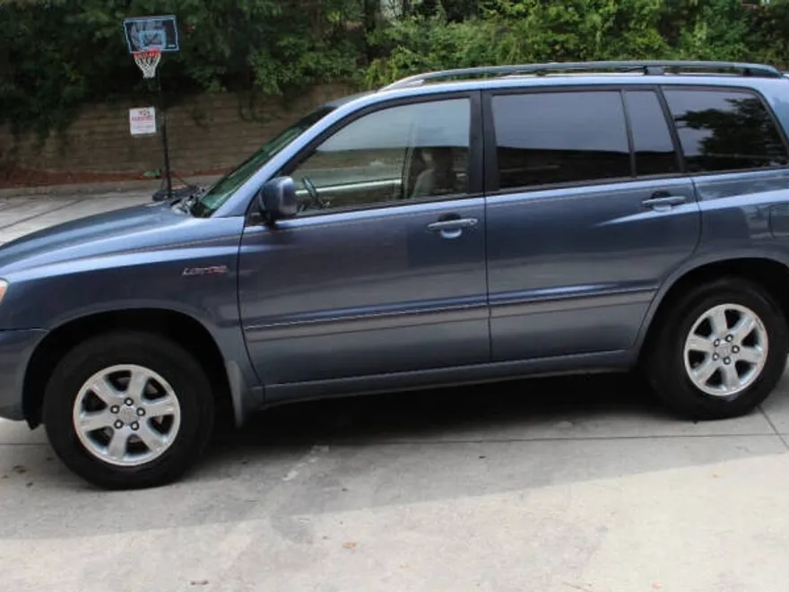 2001 Toyota Highlander photo 1