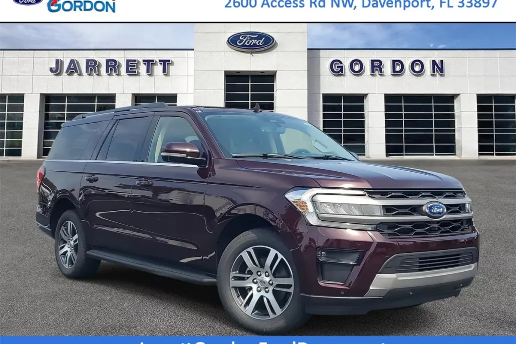 2024 Ford Expedition MAX XLT photo 1