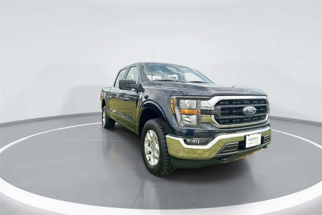 2023 Ford F-150 XLT photo 1