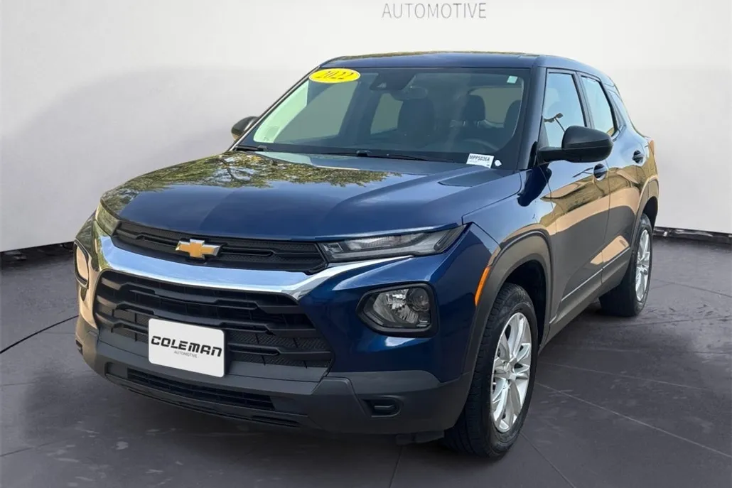 2022 Chevrolet Trailblazer LS photo 1