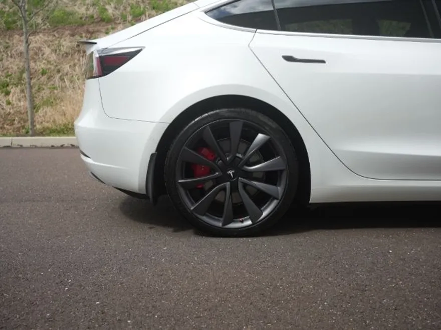 2020 Tesla Model 3 Performance photo 13