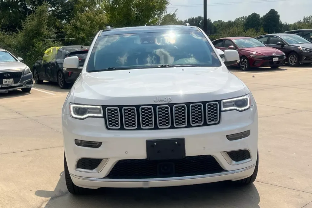 2021 Jeep Grand Cherokee Summit photo 1