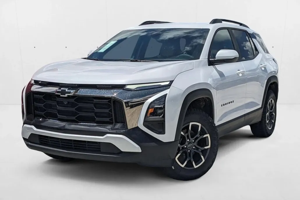 2026 Chevrolet Equinox ACTIV photo 1