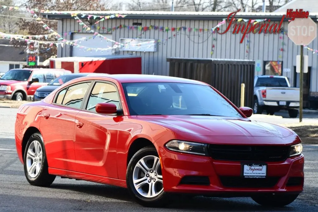 2022 Dodge Charger SXT photo 1