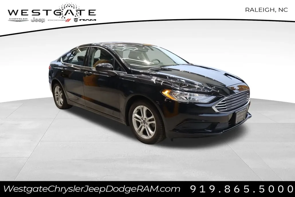 2018 Ford Fusion SE photo 1