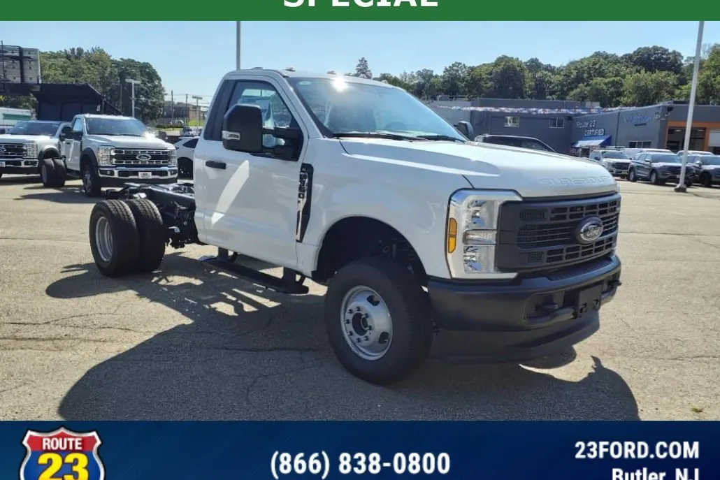 2024 Ford F-350 XL photo 1