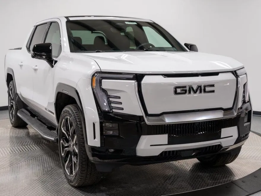 2025 Gmc Sierra EV Denali photo 1