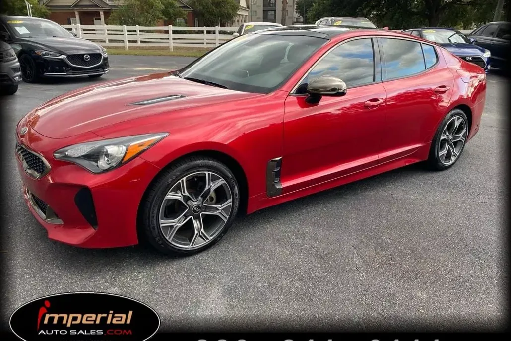 2020 Kia Stinger GT-Line photo 1
