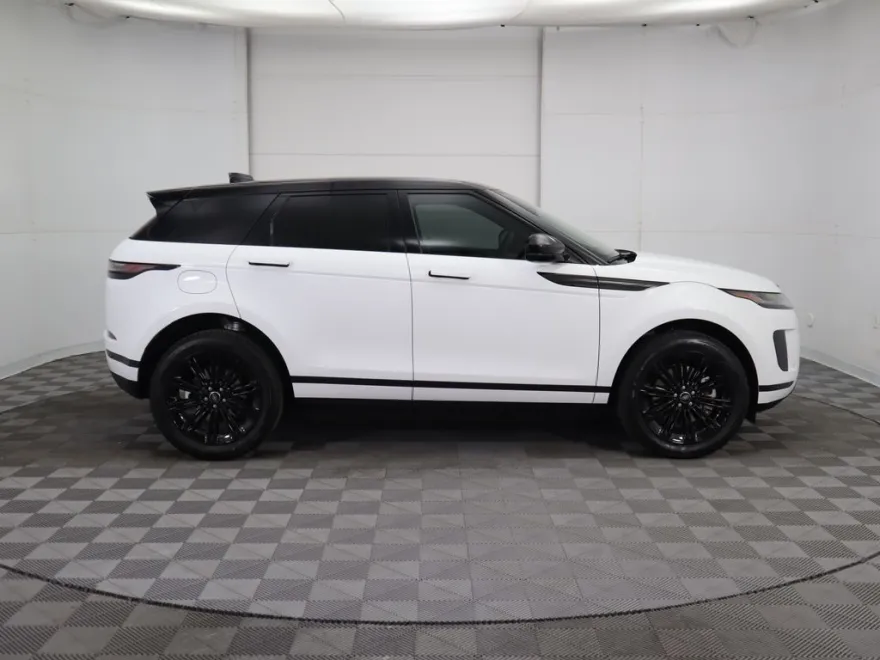 2025 Land Rover Range Rover Evoque S photo 1