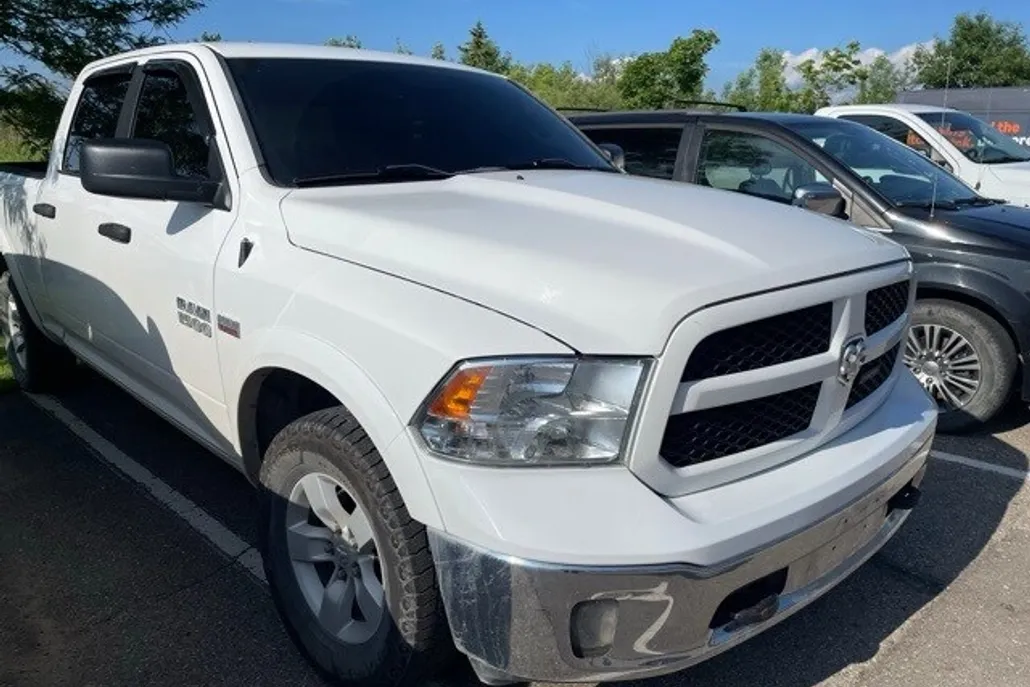 2018 Ram 1500 SLT photo 1