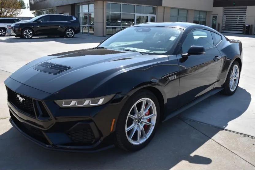 2024 Ford Mustang GT Premium photo 1