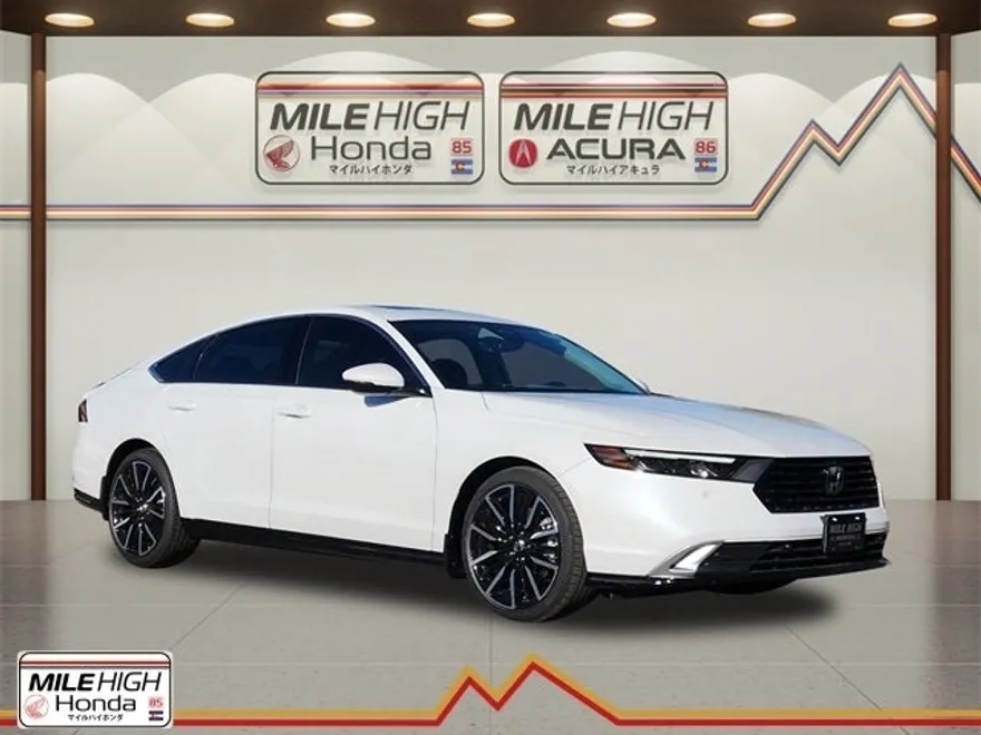 2025 Honda Accord Hybrid Touring photo 1