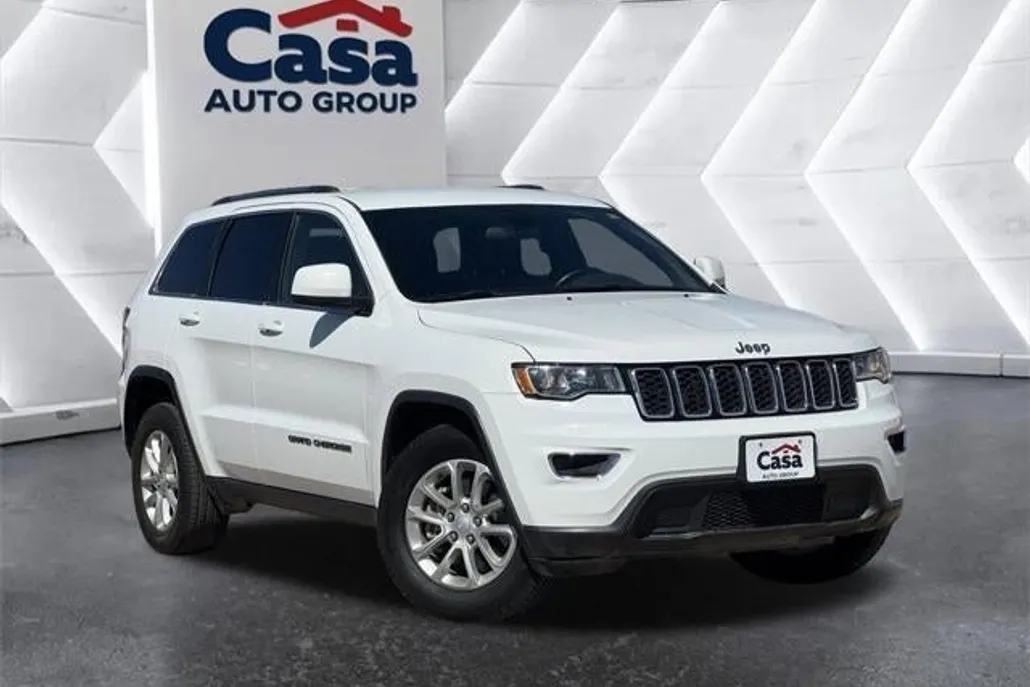 2021 Jeep Grand Cherokee Laredo E photo 1
