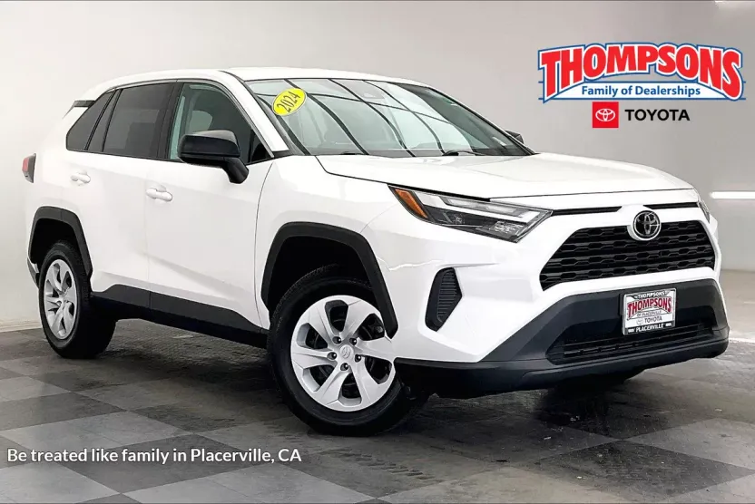 2024 Toyota RAV4 LE photo 1