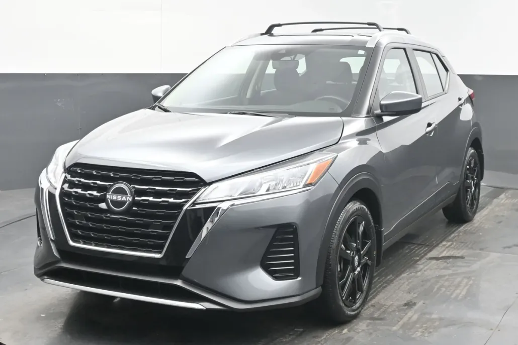 2024 Nissan Kicks SV photo 1