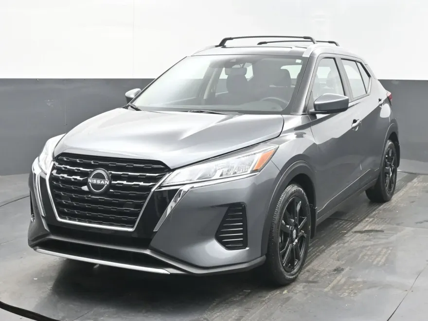 2024 Nissan Kicks SV photo 1