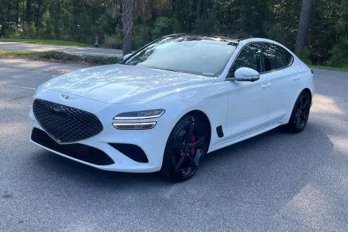 2026 Genesis G70 3.3T Sport Prestige photo 3